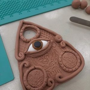 Meet your Posher, Fallon